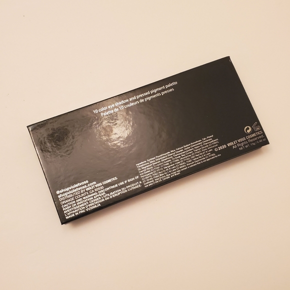 Two Violet Voss Eyeshadow Palettes (Essentials 2 & HG - PRO) - Picture 4 of 9